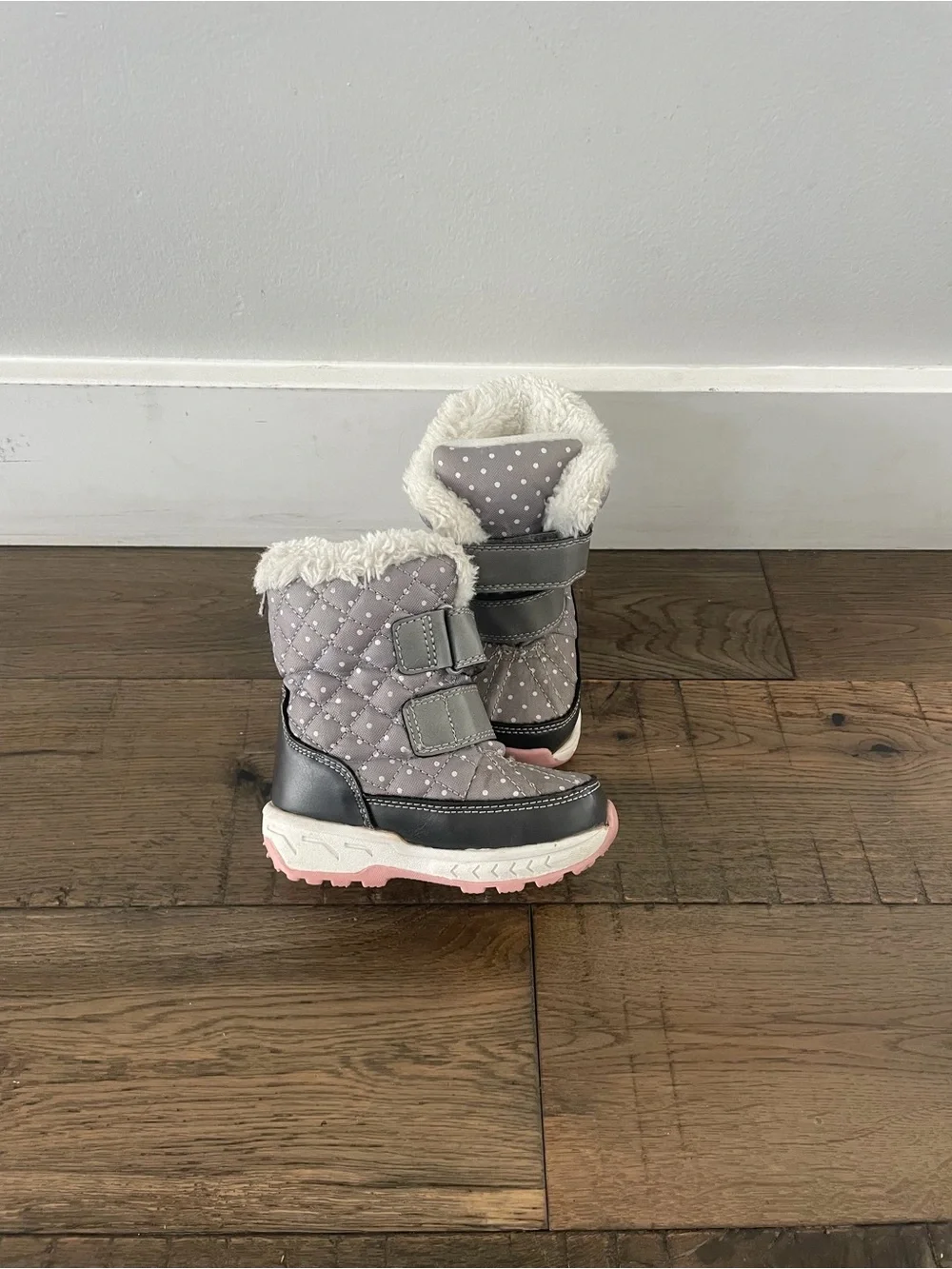 Carters Quilted Snow Boots with Faux Fur Lining toddler size 5